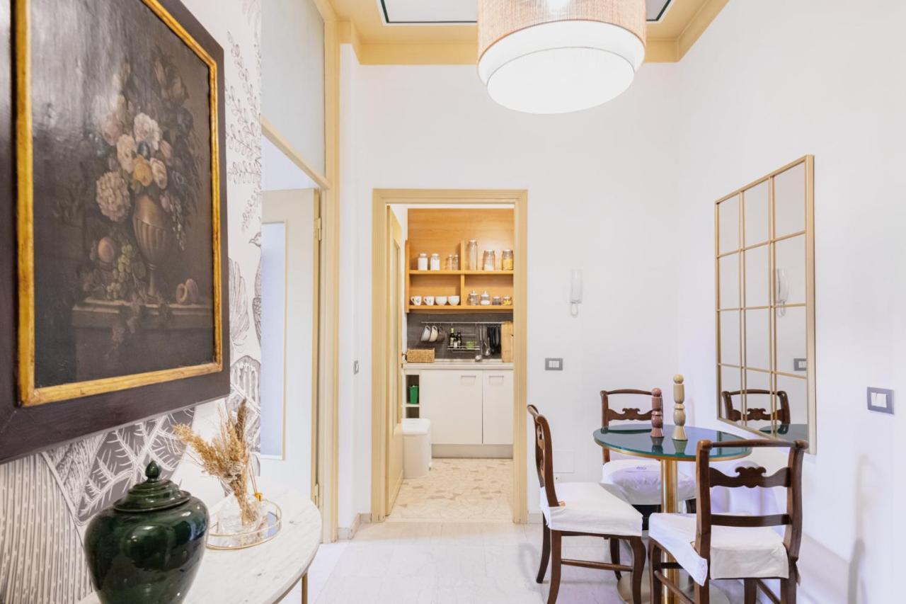 Easylife - Dimora Di Classe In Zona Conciliazione Milan Exterior photo